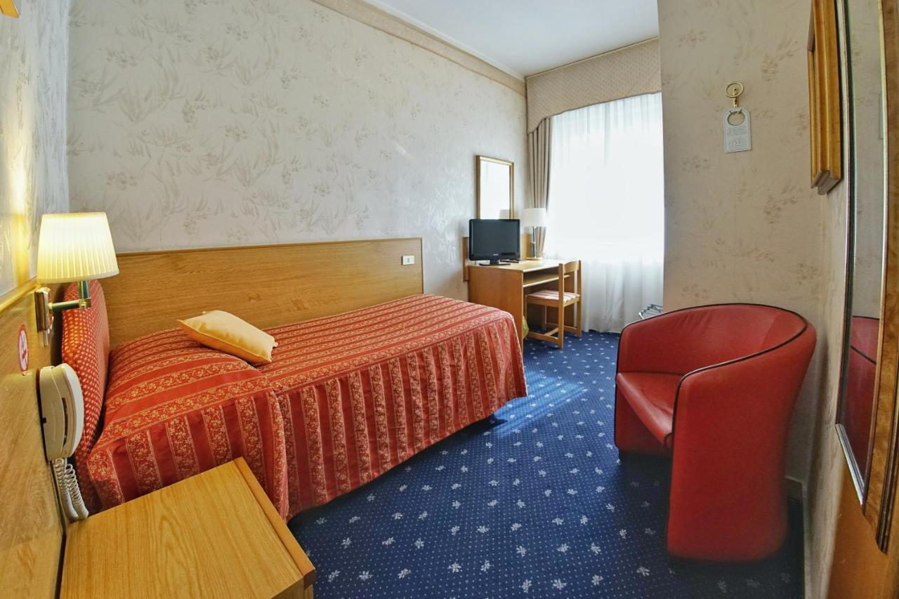 Hotel Le Torrette Galbiate Екстер'єр фото